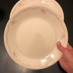 Corelle English Breakfast dinner plates
